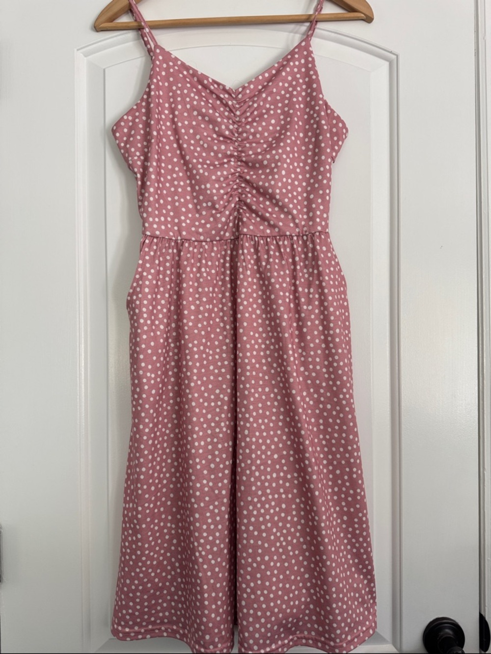 Yathon Women’s Pink Polka Dot Sundress with Spaghetti Straps size Medium